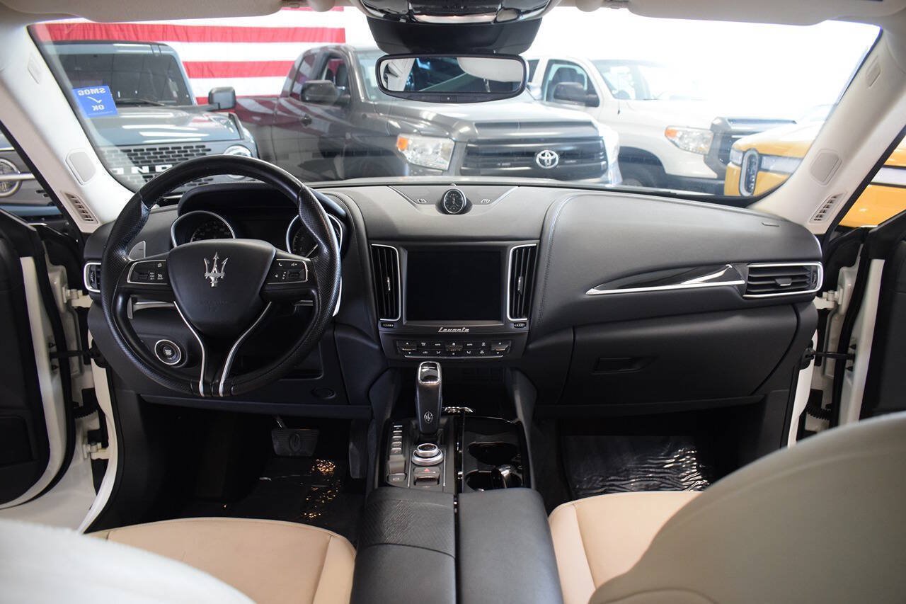 Used 2020 Maserati Levante S AWD/4WD image 21
