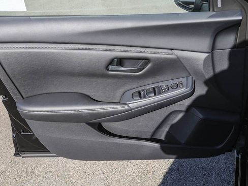 Certified 2025 Nissan Sentra S FWD image 20