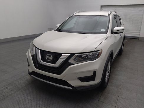 Used 2017 Nissan Rogue SV image 15
