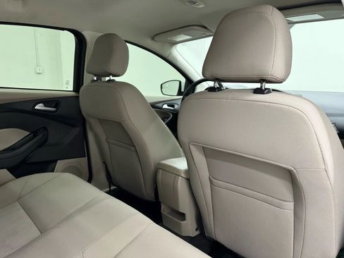 Used 2015 Ford Focus SE image 15