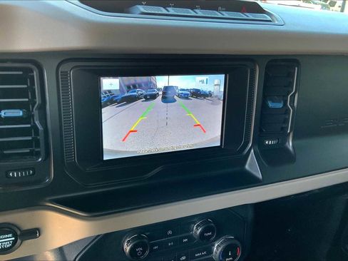 Used 2022 Ford Bronco Wildtrak image 85
