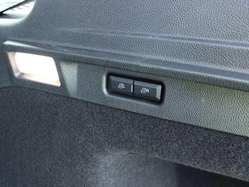 Used 2023 Lincoln Corsair AWD w/ Equipment Group 101A image 12