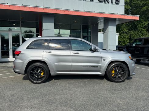 Used 2018 Jeep Grand Cherokee Trackhawk w/ Trailer Tow Group IV AWD/4WD image 8