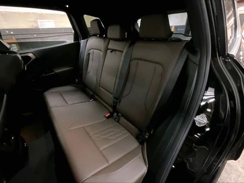 Used 2025 BMW X3 xDrive30i w/ Premium Package image 28