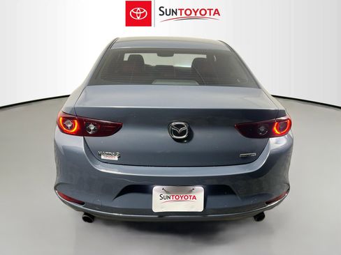 Used 2022 MAZDA MAZDA3 s image 5