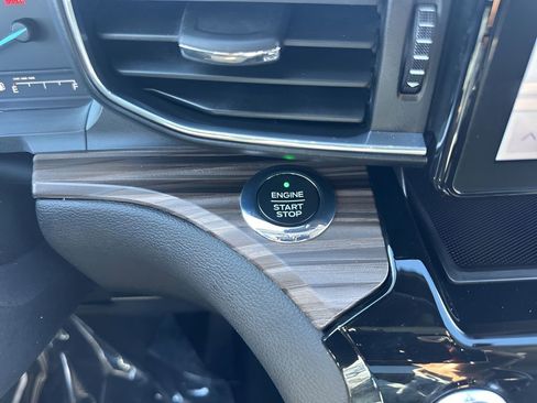 Used 2021 Ford Explorer Limited w/ Hybrid Equipment Group 310A image 26