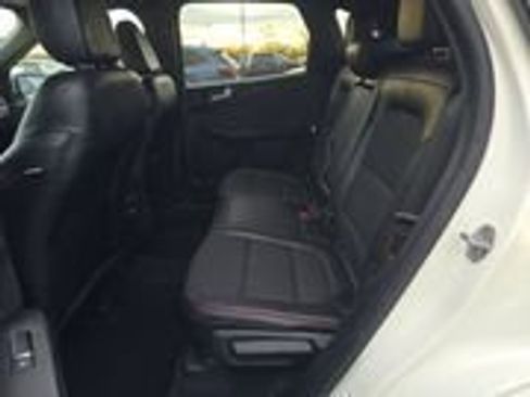 Used 2023 Ford Escape ST-Line Select w/ Tech Pack #2 AWD/4WD image 4