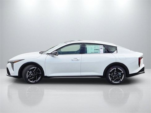 New 2025 Kia K4 GT-Line image 9