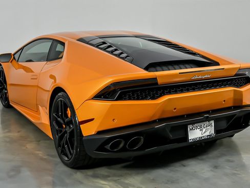Used 2015 Lamborghini Huracan LP 610-4 image 10