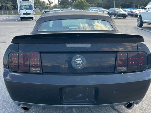 Used 2009 Ford Mustang GT image 10
