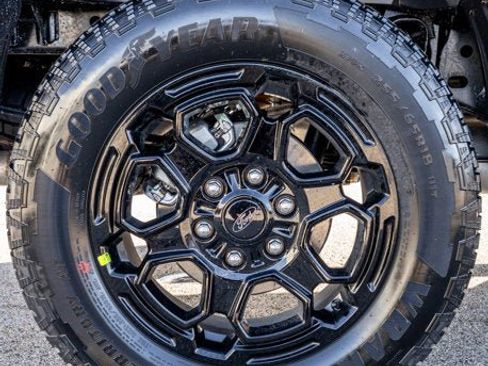 New 2025 Ford Ranger Lariat w/ FX4 Off-Road Package image 10