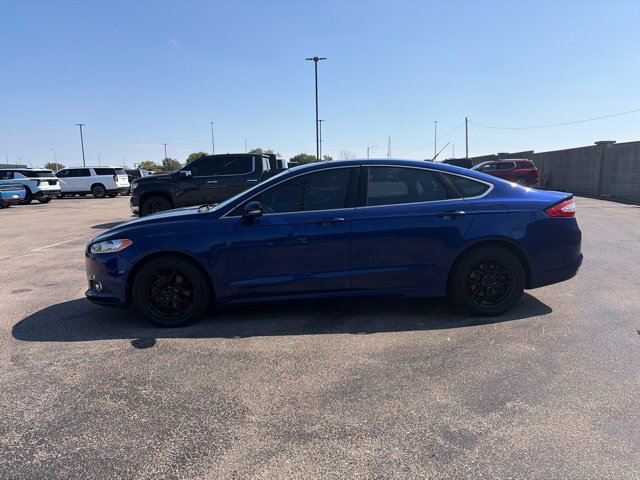 Used 2015 Ford Fusion SE w/ Equipment Group 202A FWD image 4