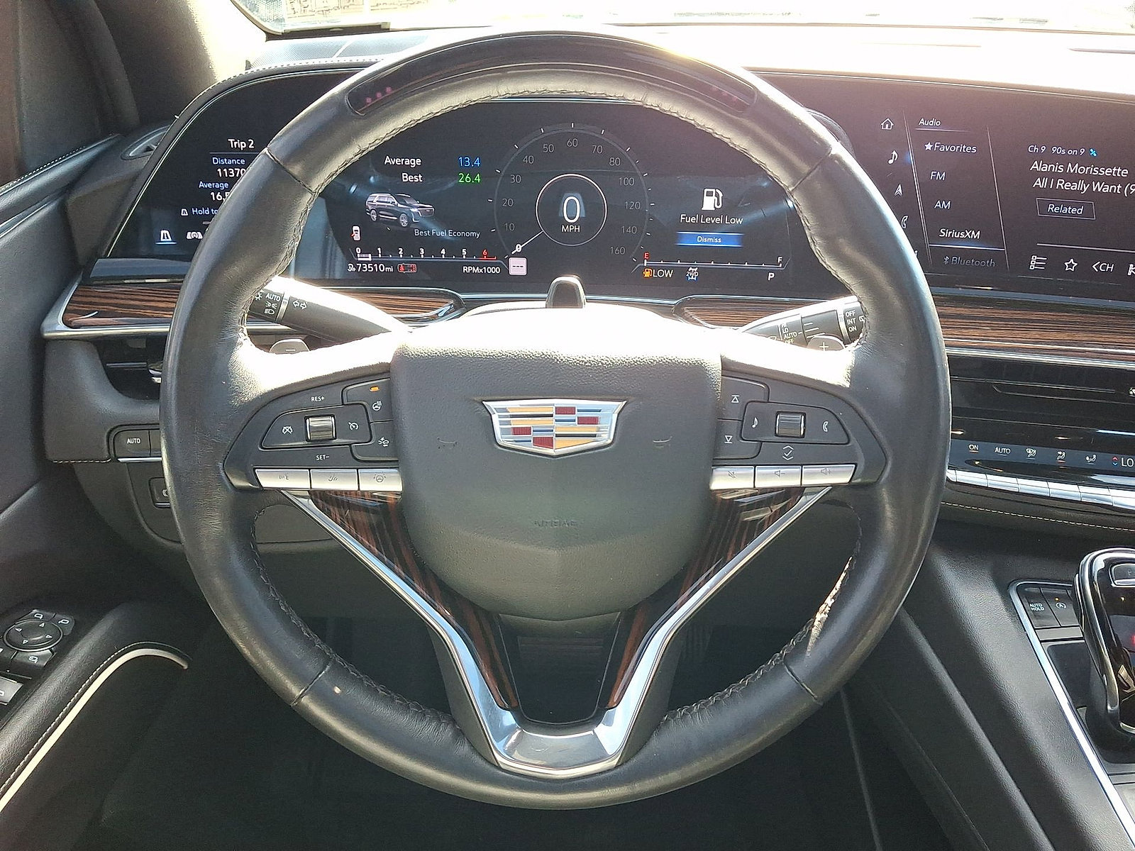Used 2023 Cadillac Escalade ESV Premium Luxury AWD/4WD image 16