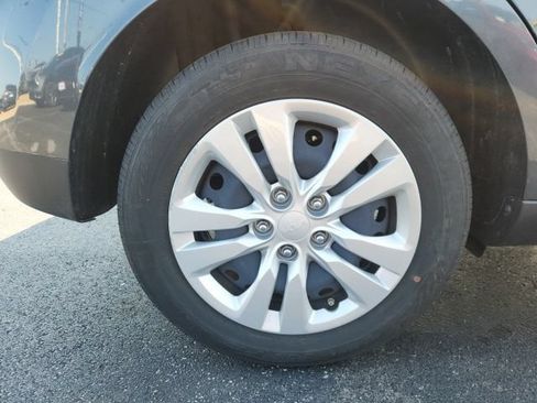 Used 2024 Kia Soul LX FWD image 17