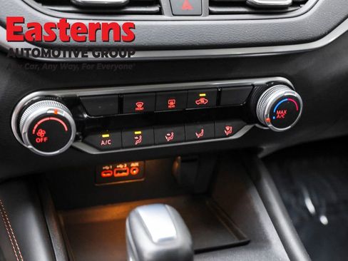 Used 2022 Nissan Altima 2.5 SR image 20