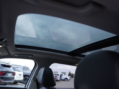 Certified 2023 Kia Sorento SX image 5