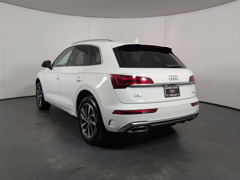 Certified 2025 Audi Q5 2.0T Premium Plus w/ Premium Plus Package image 32
