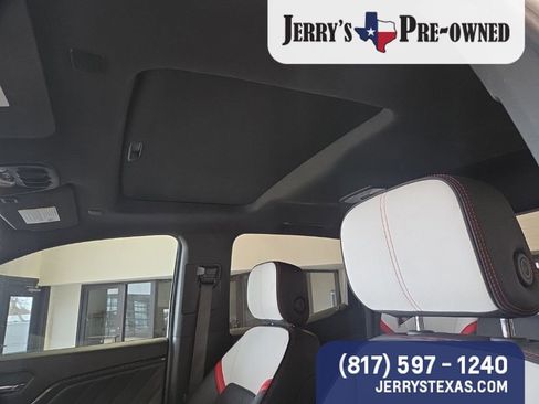 Used 2023 GMC Canyon AT4X image 9