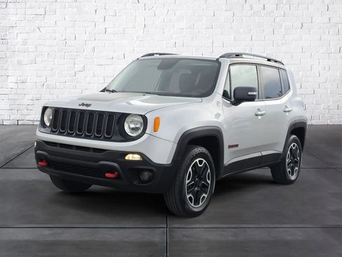 Used 2015 Jeep Renegade Trailhawk w/ Popular Equipment Group image 6