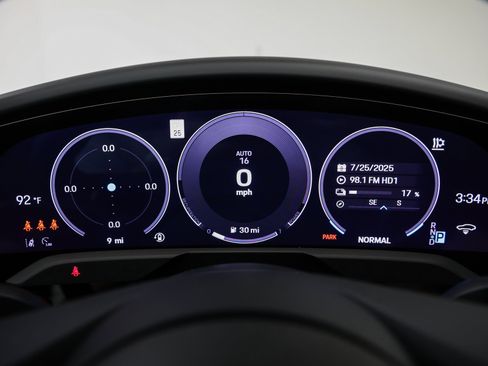 New 2025 Porsche Taycan image 32