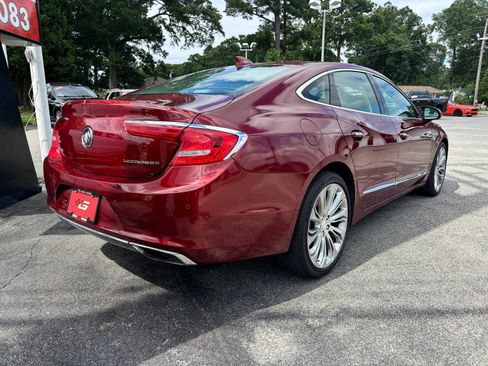 Used 2017 Buick LaCrosse Essence FWD image 3