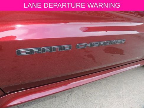 Used 2020 Jeep Grand Cherokee High Altitude image 16