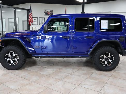 Used 2020 Jeep Wrangler Unlimited Rubicon AWD/4WD image 2