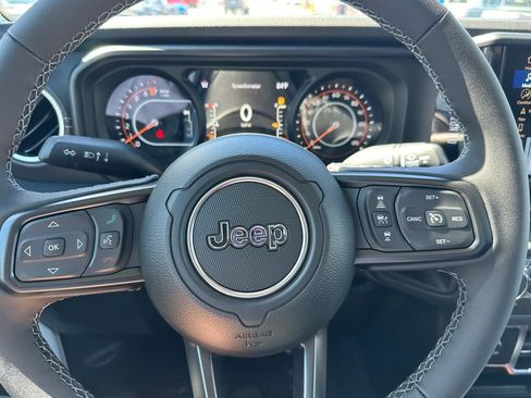 New 2026 Jeep Gladiator Sport AWD/4WD image 21