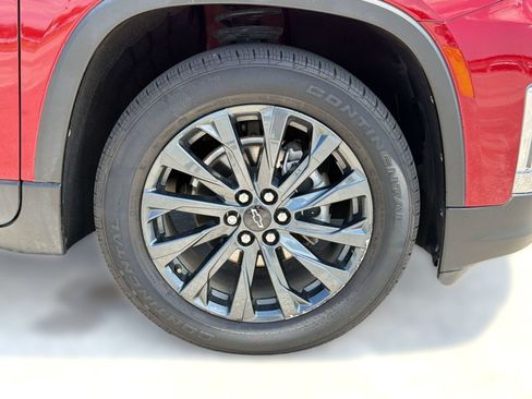 Used 2023 Chevrolet Traverse RS AWD/4WD image 13