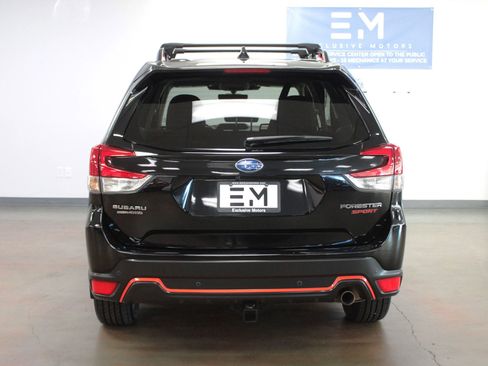 Used 2024 Subaru Forester Sport image 7