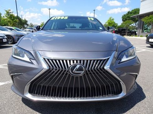 Used 2019 Lexus ES 350 w/ Premium Package FWD image 9