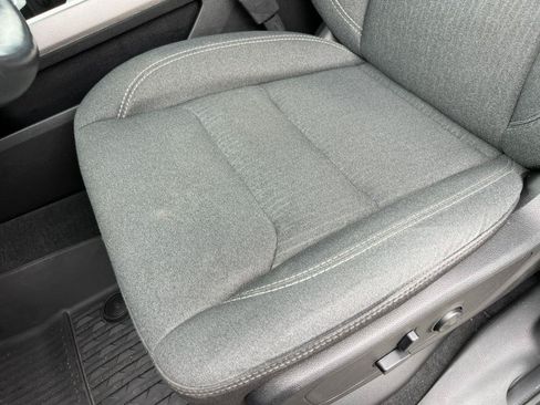 Used 2019 RAM 1500 Big Horn AWD/4WD image 13