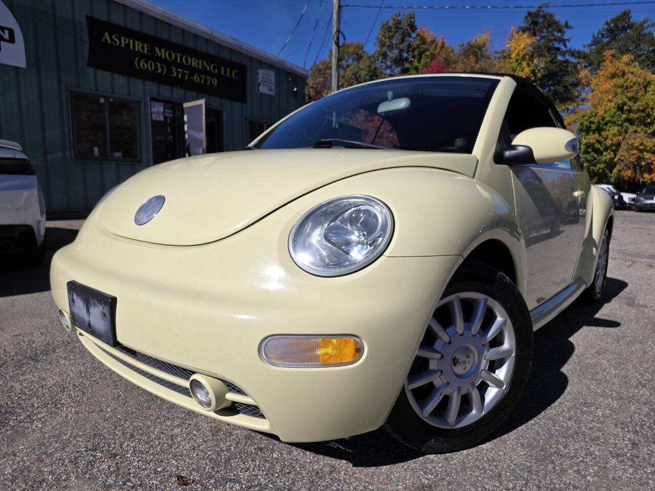 Used 2005 Volkswagen Beetle GLS FWD image 2