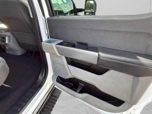 Used 2024 Ford F250 XLT w/ FX4 Off-Road Package image 32