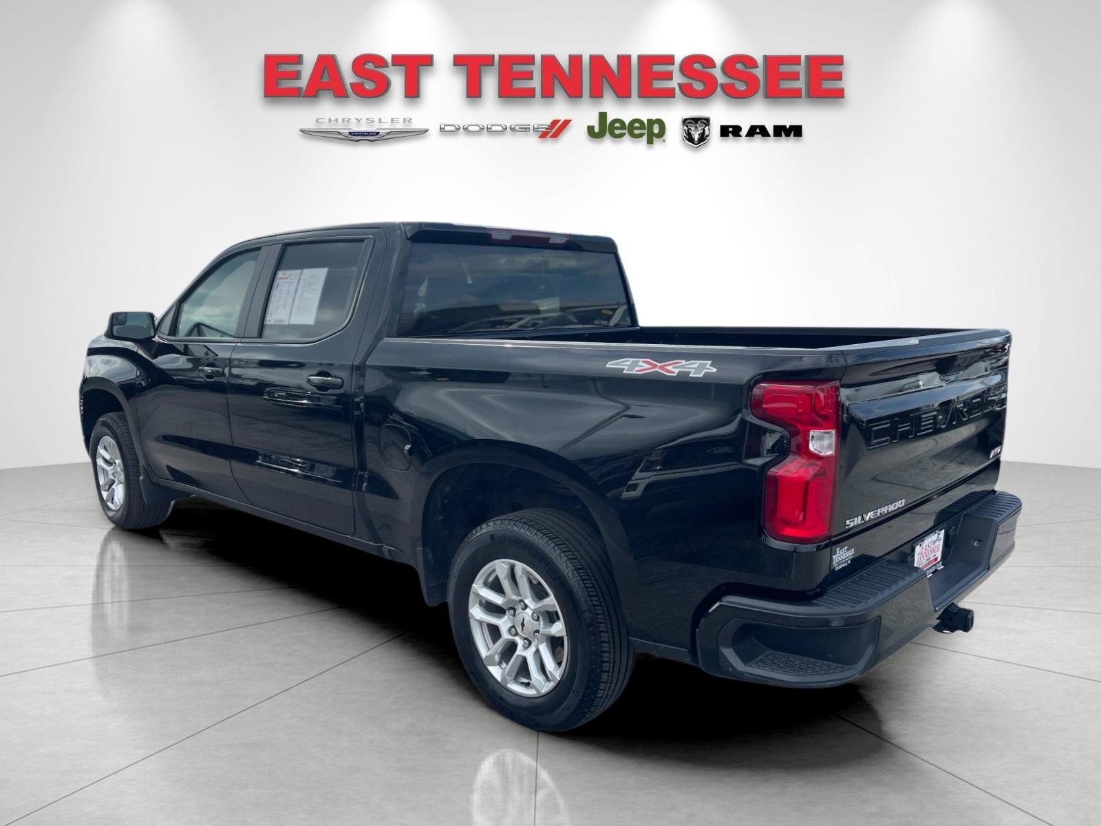 Used 2026 Chevrolet Silverado 1500 RST AWD/4WD image 5
