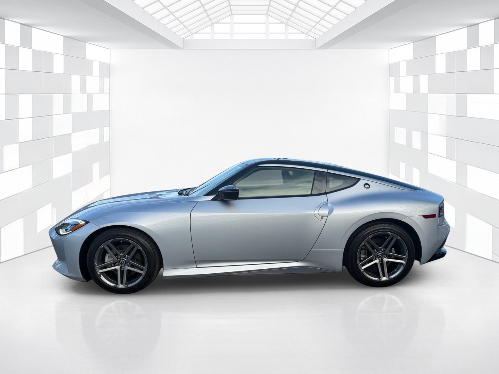 Certified 2024 Nissan Z Sport w/ Floor Mat Package RWD image 4