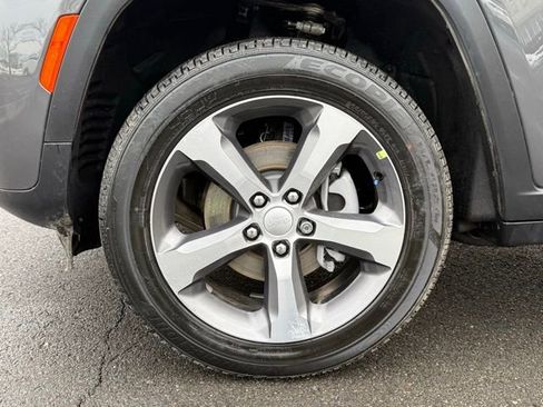 New 2026 Jeep Grand Cherokee Limited image 16