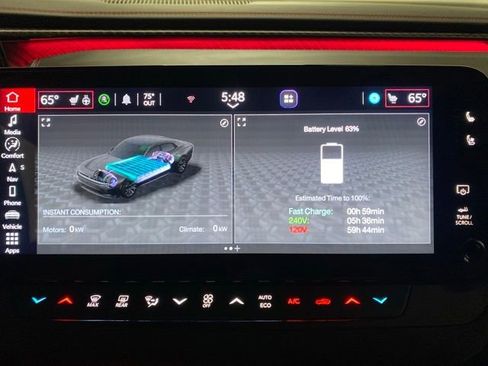 Used 2024 Dodge Charger Daytona Scat Pack w/ Plus Group AWD/4WD image 42