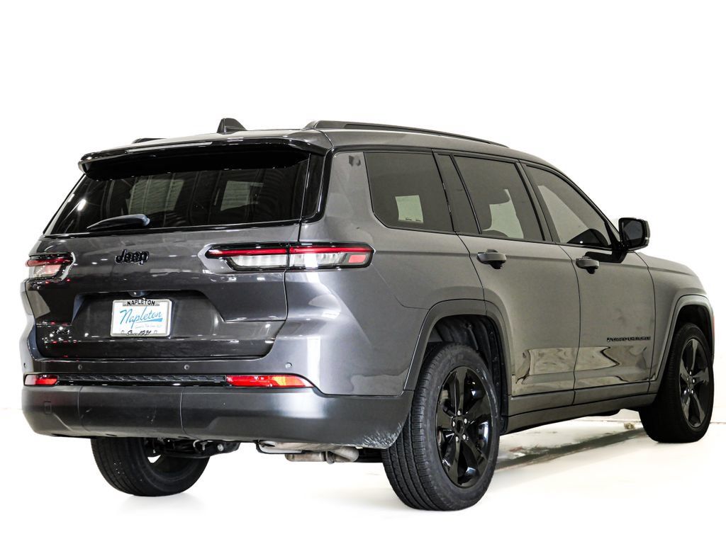 Used 2023 Jeep Grand Cherokee L Laredo AWD/4WD image 5