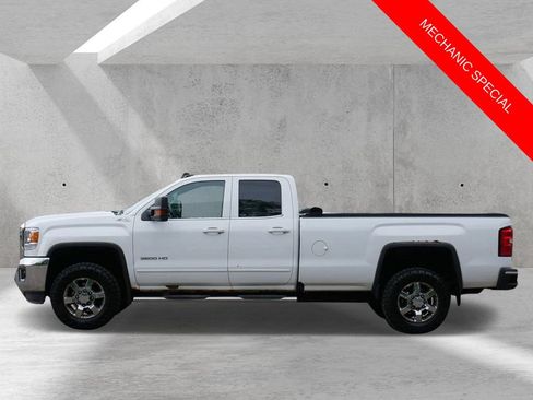 Used 2016 GMC Sierra 3500 SLE w/ SLE Preferred Package AWD/4WD image 5