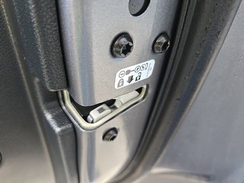 Used 2022 Ford Explorer ST-Line image 78