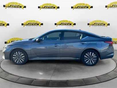 Used 2024 Nissan Altima 2.5 SV