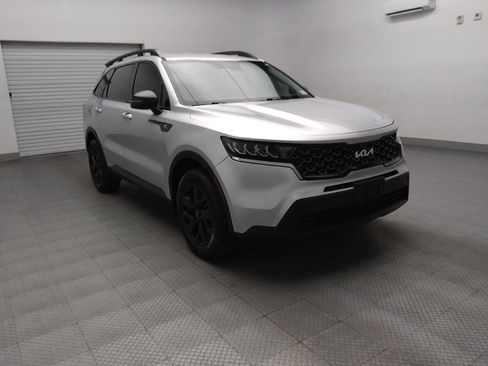 Used 2022 Kia Sorento S image 13