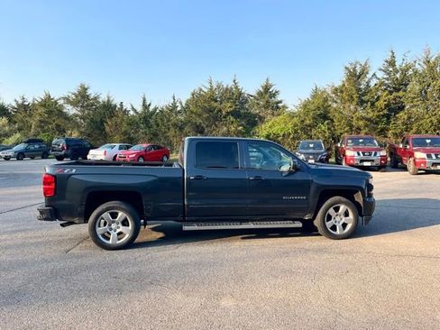 Used 2018 Chevrolet Silverado 1500 LT w/ All Star Edition image 8