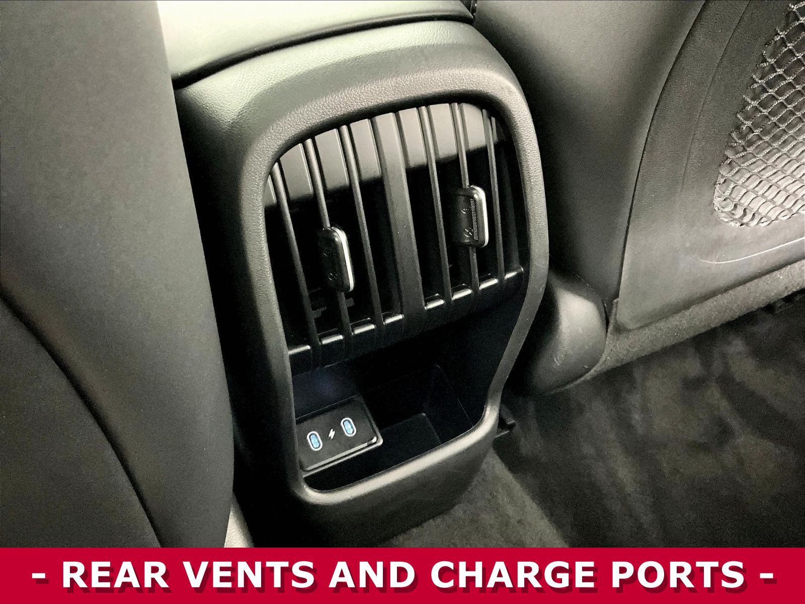 Used 2025 Hyundai Kona Limited FWD image 10