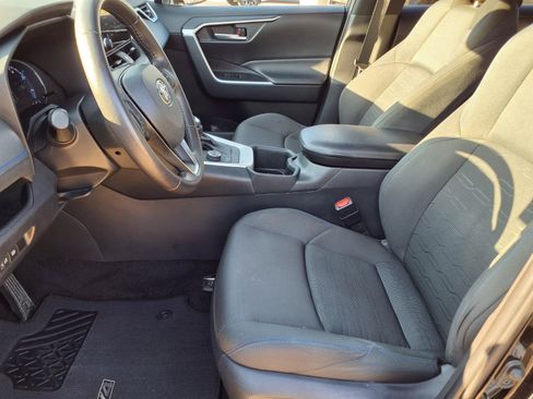 Certified 2024 Toyota RAV4 SE AWD/4WD image 12