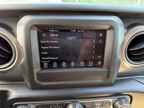 Used 2022 Jeep Wrangler Unlimited Sport AWD/4WD image 79