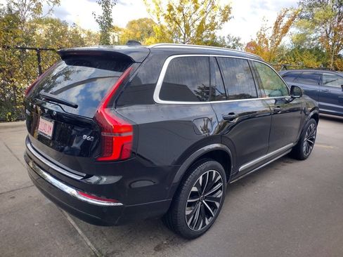 New 2026 Volvo XC90 B6 Plus w/ Protection Package Premier image 8
