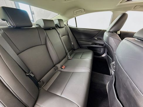 Used 2023 Lexus ES 350 w/ Premium Package image 25