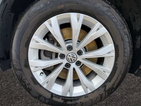 Used 2020 Volkswagen Tiguan S AWD/4WD image 14